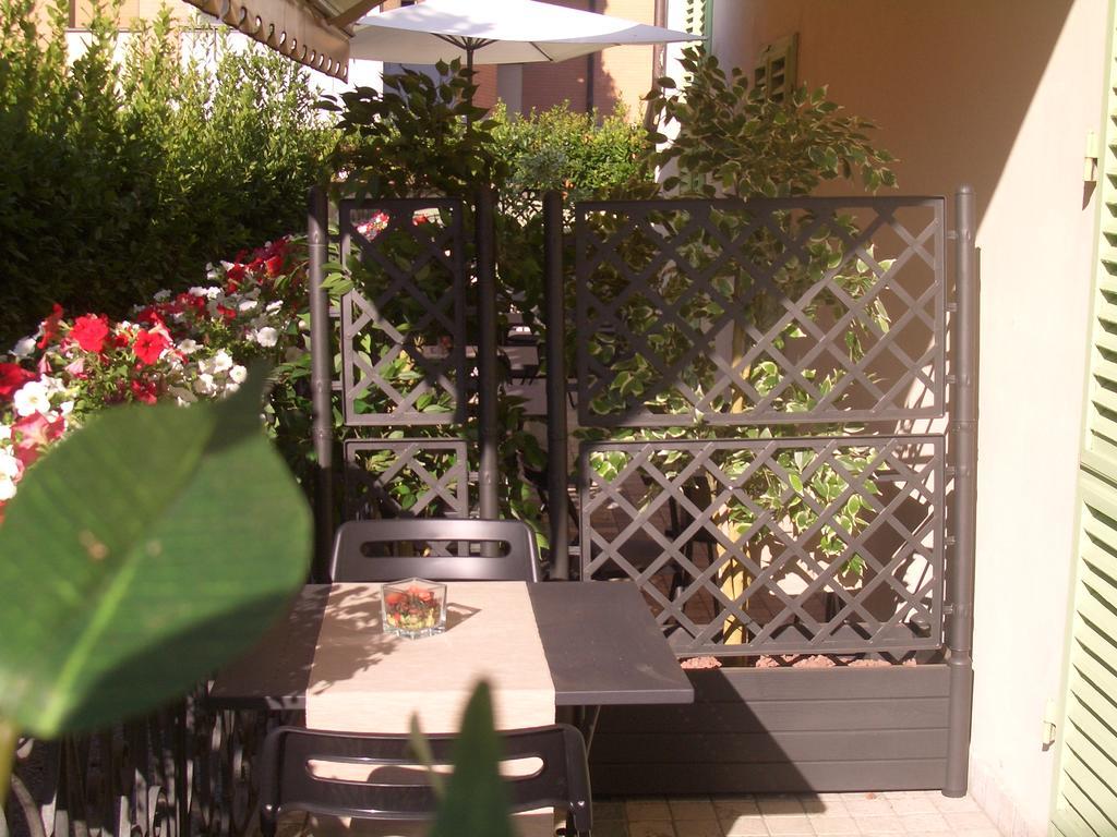 Lucca Relais Bed & Breakfast Ngoại thất bức ảnh