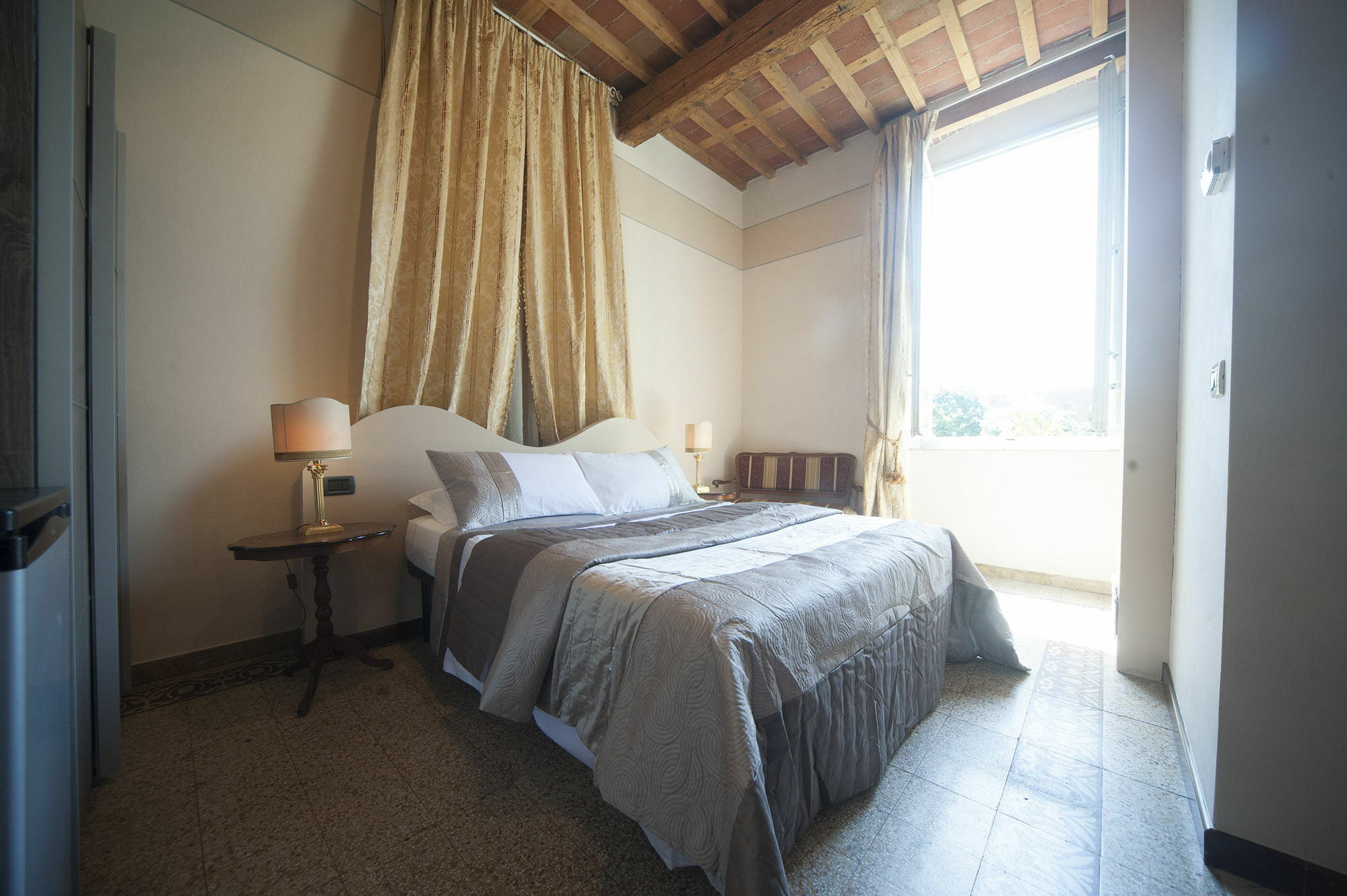 Lucca Relais Bed & Breakfast Ngoại thất bức ảnh
