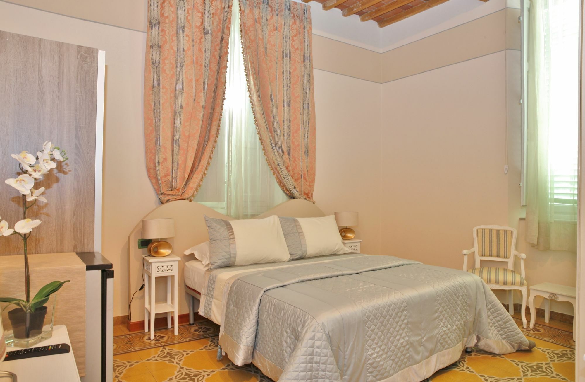 Lucca Relais Bed & Breakfast Ngoại thất bức ảnh